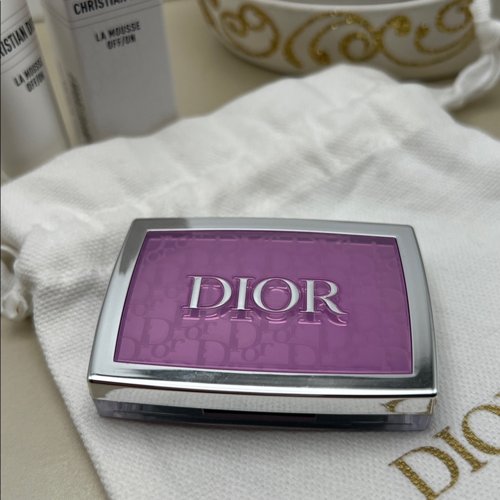 Dior Bundle: Rosy Glow Blush 063 Pink Lilac,La Mousse Off/On& Dior Dust Bag NWOT - Picture 7 of 16